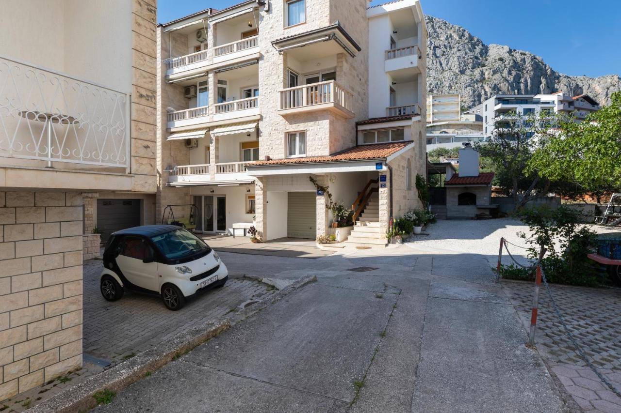 Apartments By The Sea Duce, Omis - 5973 Exterior photo