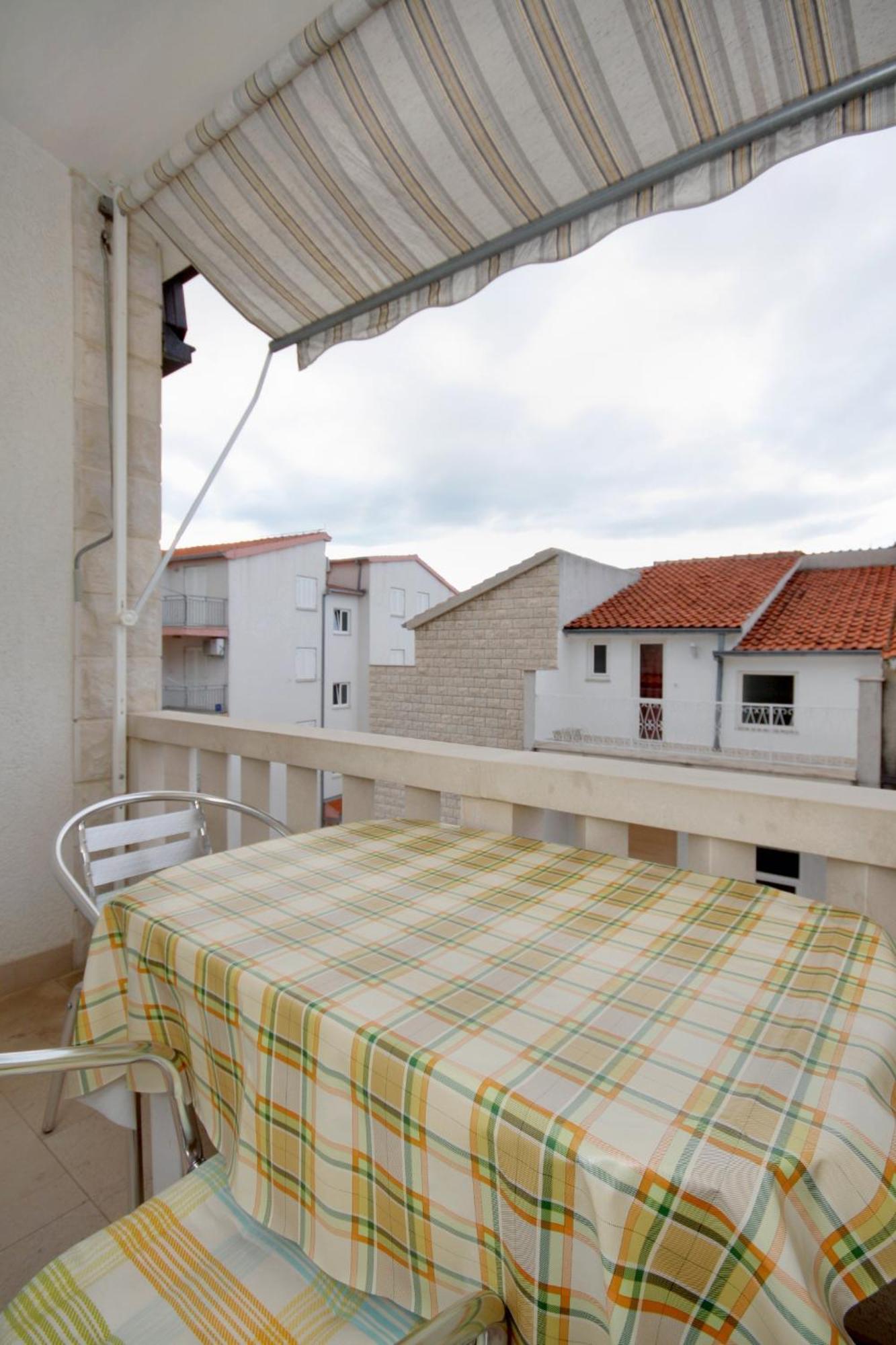 Apartments By The Sea Duce, Omis - 5973 Exterior photo