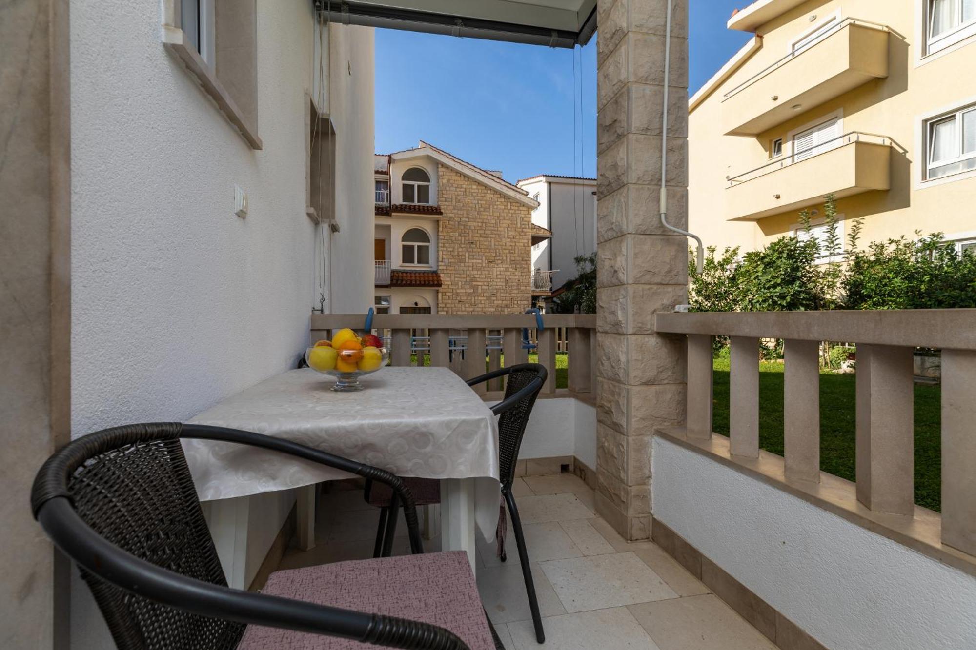 Apartments By The Sea Duce, Omis - 5973 Exterior photo