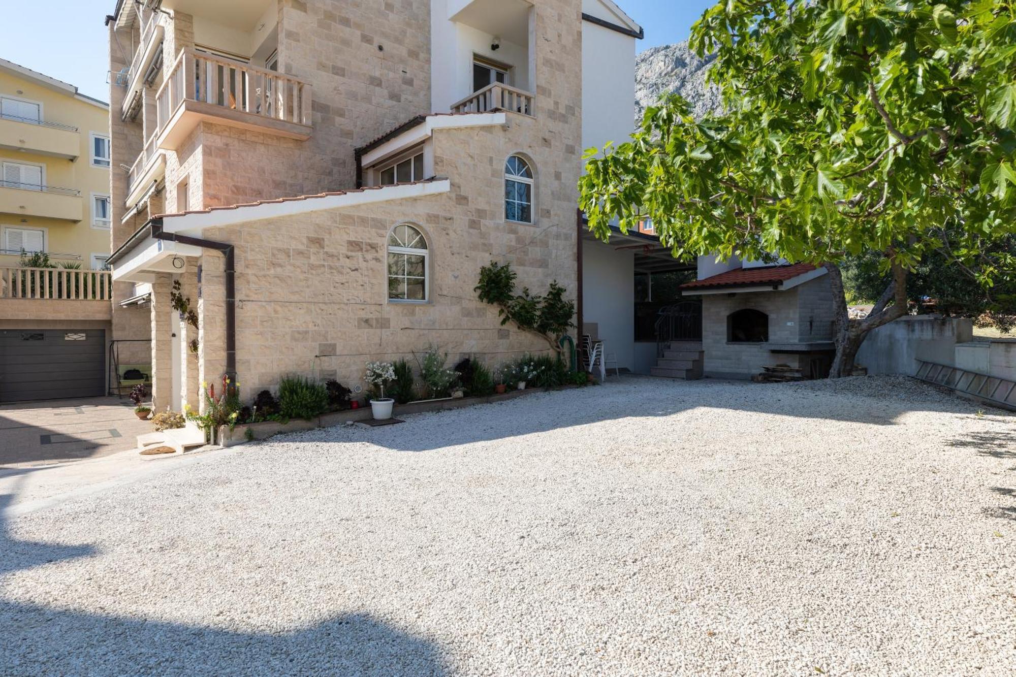 Apartments By The Sea Duce, Omis - 5973 Exterior photo