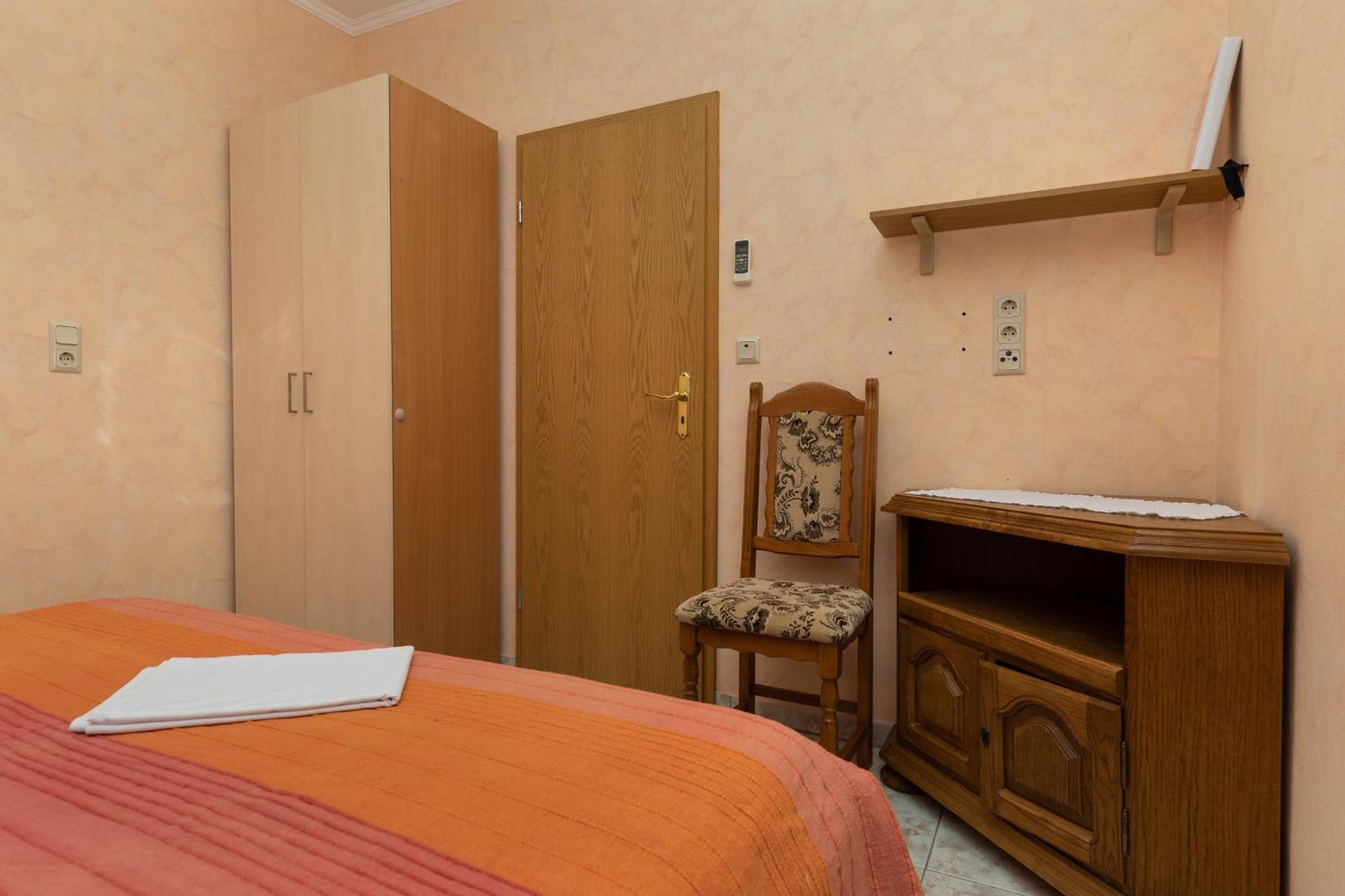 Apartments By The Sea Duce, Omis - 5973 Room photo